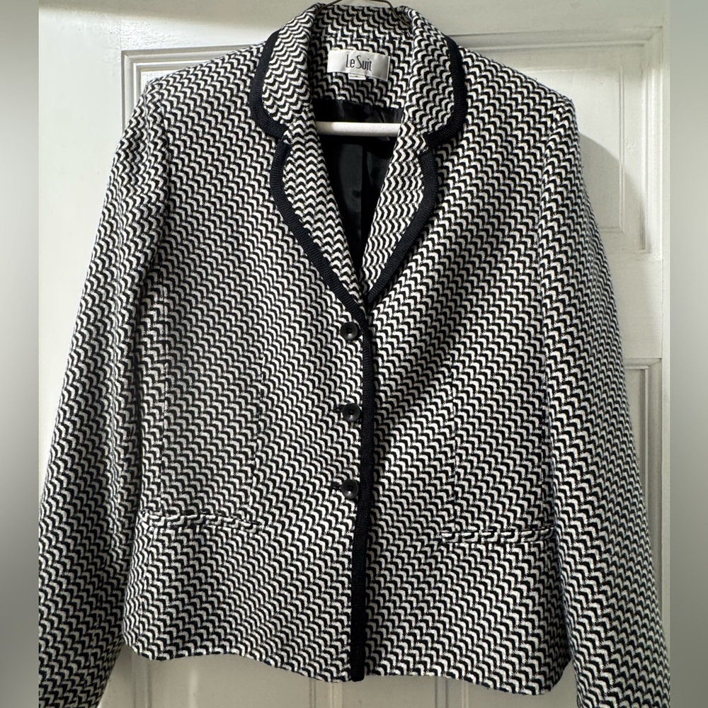 Cozy tweed three button blazer